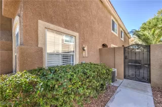 Photo #2: 2659389 Listing 