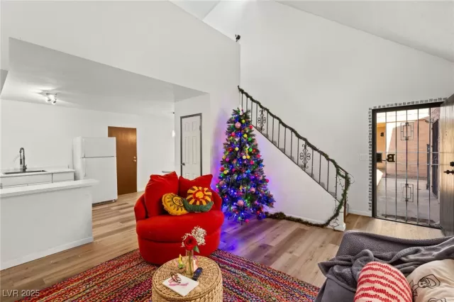 MLS: 2659396 Condo For Sale