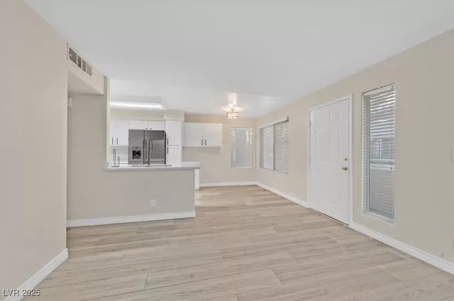 MLS: 2659436 Condo For Sale