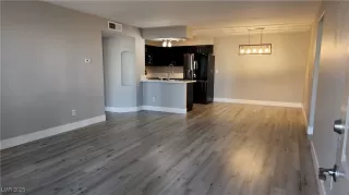 Photo #2: 2659441 Listing 