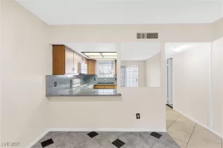 Photo #2: 2659444 Listing 