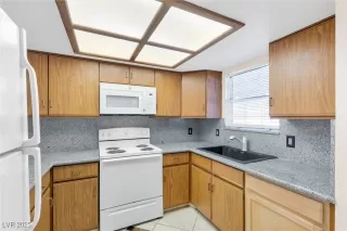 Photo #3: 2659444 Listing 