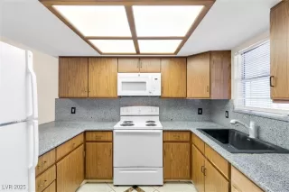 Photo #4: 2659444 Listing 