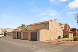 Photo #4: 2659482 Listing 