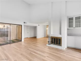 Photo #1: 2659483 Listing