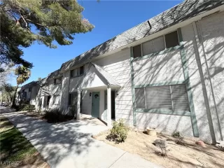 Photo #2: 2659539 Listing 