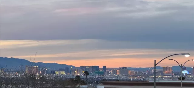 MLS: 2659551 Condo For Sale