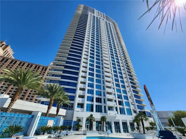 MLS: 2659552 Condo For Sale
