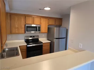 Photo #3: 2659592 Listing 