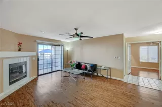 Photo #6: 2659593 Listing