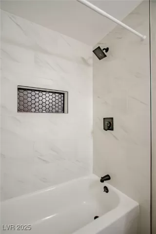 Photo #6: 2659605 Listing 