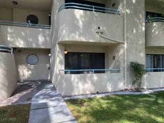 More Details about MLS # 2659666 : 840 NORTH SLOAN LANE 102