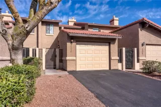 Photo #1: 2659677 Listing 