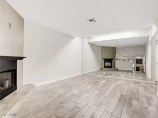 Photo #3: 2659677 Listing 