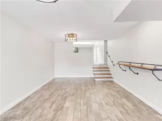 Photo #6: 2659677 Listing 