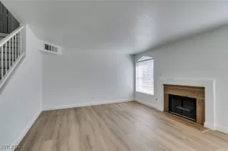 Photo #5: 2659741 Listing 