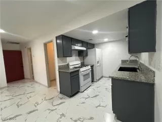 Photo #5: 2659749 Listing 