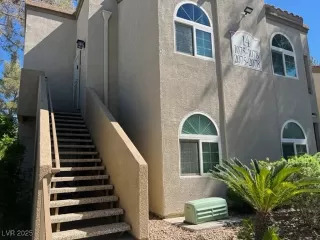 Photo #1: 2659763 Listing