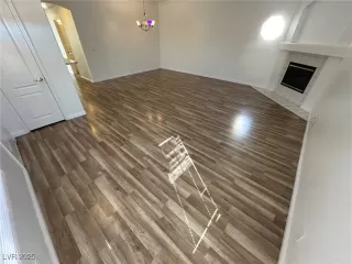 Photo #3: 2659783 Listing 