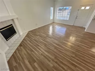 Photo #4: 2659783 Listing 