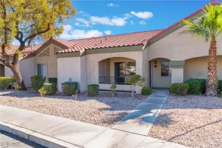 Photo #1: 2659825 Listing 