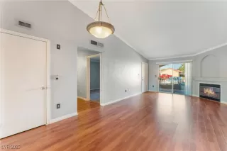 Photo #4: 2659825 Listing 