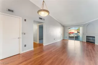 Photo #5: 2659825 Listing 