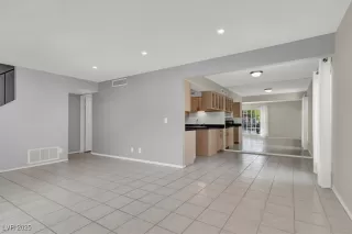 Photo #4: 2659828 Listing 