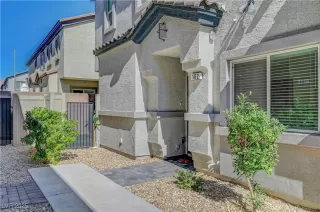 Photo #4: 2659834 Listing