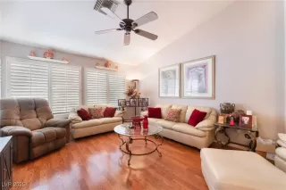 Photo #5: 2659844 Listing 