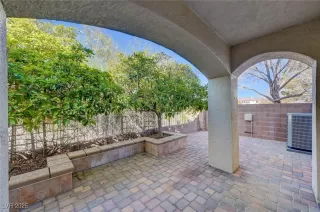 Photo #2: 2659863 Listing