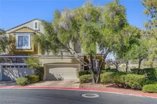 Photo #4: 2659863 Listing