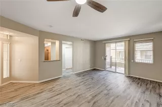 Photo #3: 2659874 Listing 