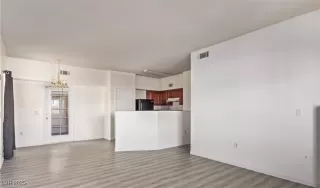 Photo #5: 2659924 Listing 