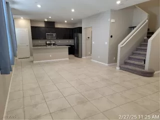 Photo #5: 2659927 Listing 