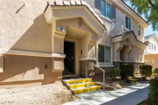 Photo #2: 2659962 Listing