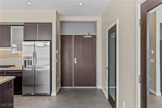 Photo #2: 2659983 Listing 