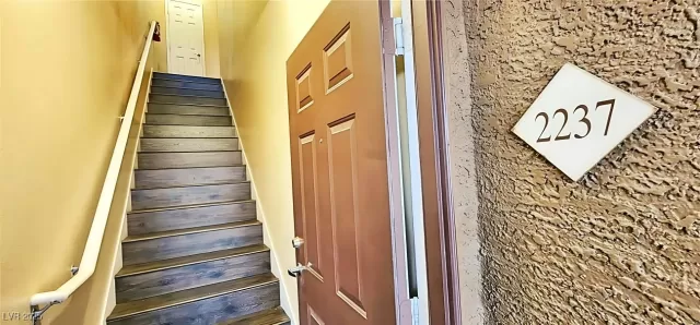 MLS: 2659988 Condo For Sale