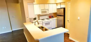 Photo #3: 2659988 Listing 