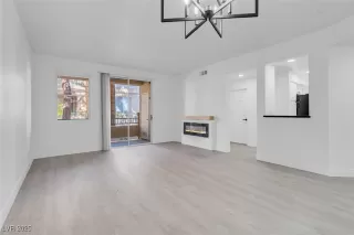 Photo #3: 2659990 Listing