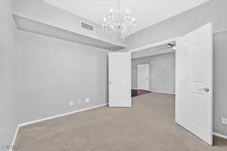 Photo #4: 2660009 Listing