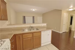 Photo #6: 2660025 Listing