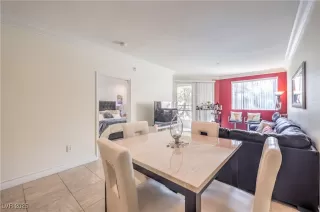 Photo #6: 2660038 Listing