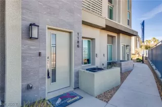 Photo #4: 2660063 Listing 