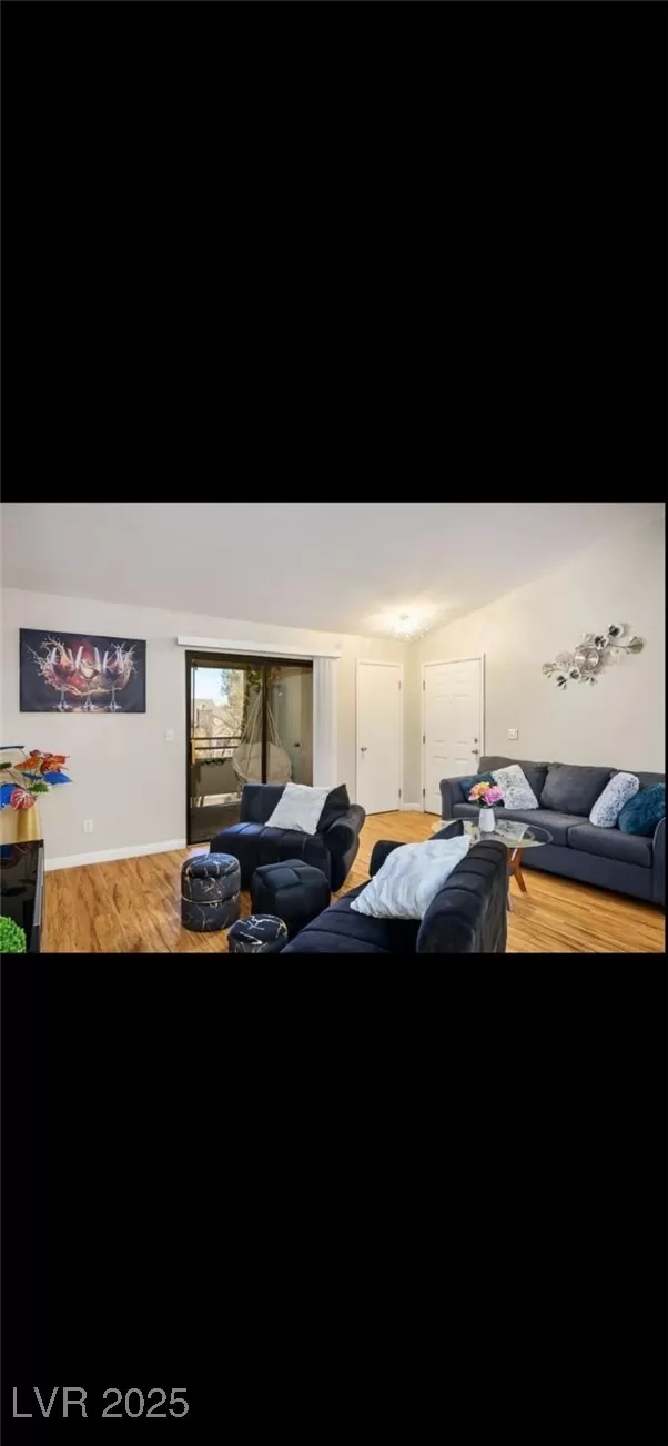 MLS: 2660082 Condo For Sale