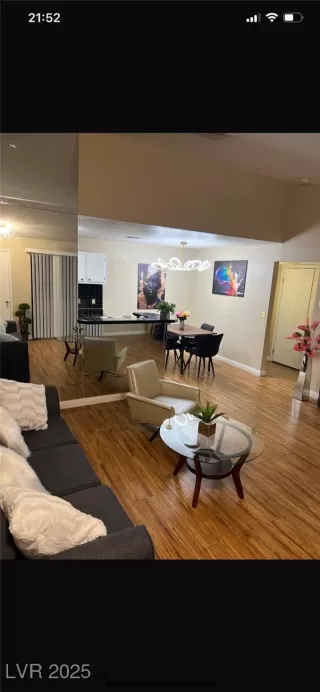 Photo #5: 2660082 Listing 