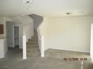 Photo #2: 2660088 Listing 