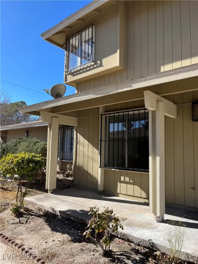 MLS: 2660099 Condo For Sale