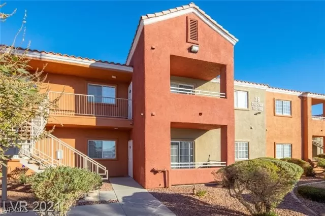 MLS: 2660109 Condo For Sale