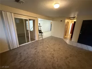 Photo #4: 2660111 Listing 